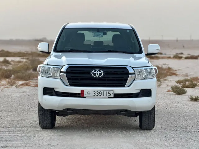 صورة 2019 تويوتا لاند كروزر GX