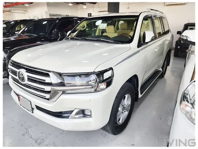 Photo of 2017 Toyota Land Cruiser GXR
