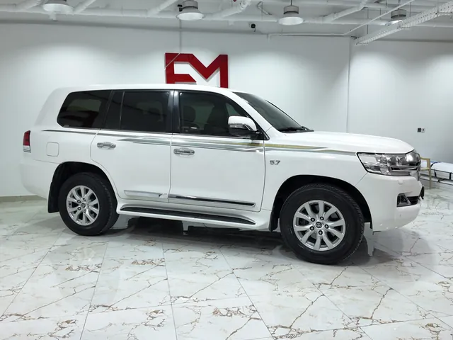 Photo of 2018 Toyota Land Cruiser VXR