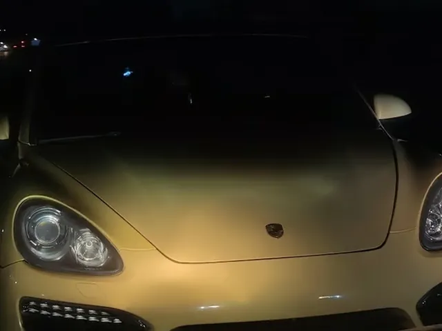 صورة 2011 بورش كايين S