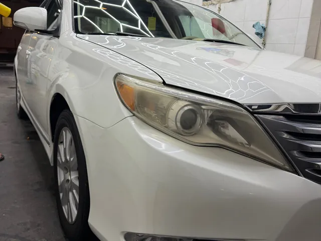 Photo of 2012 Toyota Avalon XL