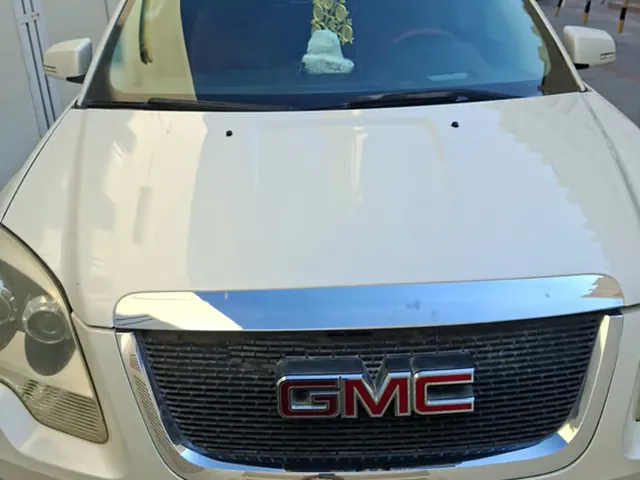 Photo of 2009 GMC Acadia