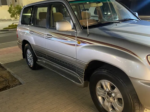 Photo of 2006 Toyota Land Cruiser GXR Limited