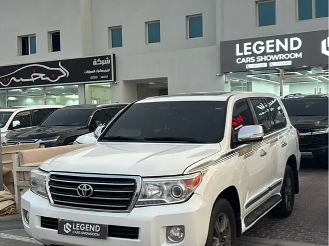 Photo of 2013 Toyota Land Cruiser GXR