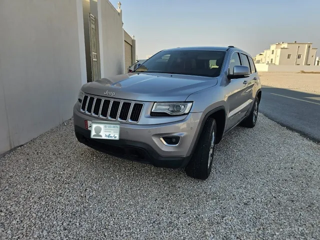 Photo of 2016 Jeep Grand Cherokee Laredo