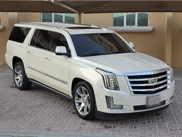 Photo of 2015 Cadillac Escalade Platinum