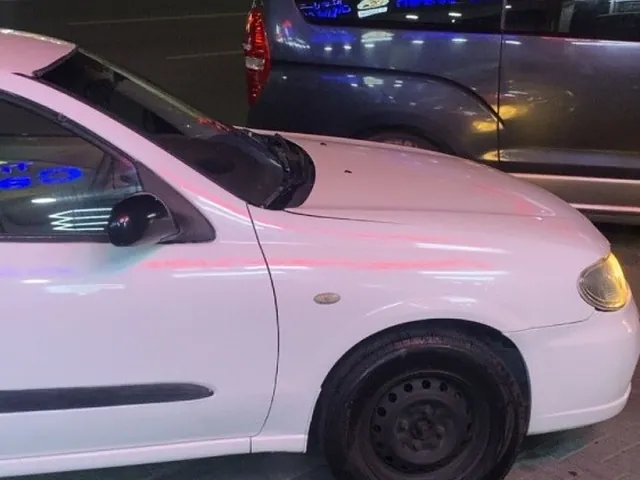 Photo of 2010 Nissan Sunny