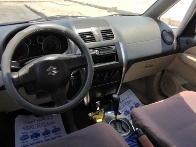صورة 2012 سوزوكي SX4