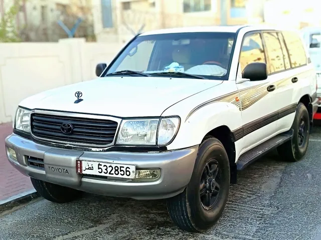 صورة 2001 تويوتا لاند كروزر VXR