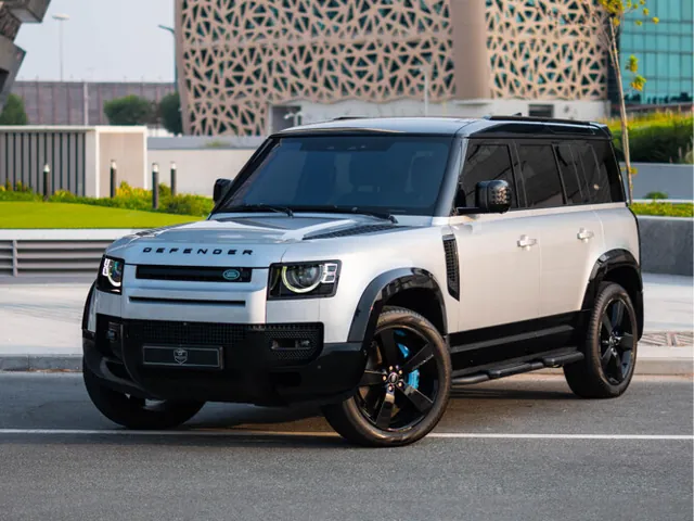 Photo of 2022 Land Rover Defender 110 HSE