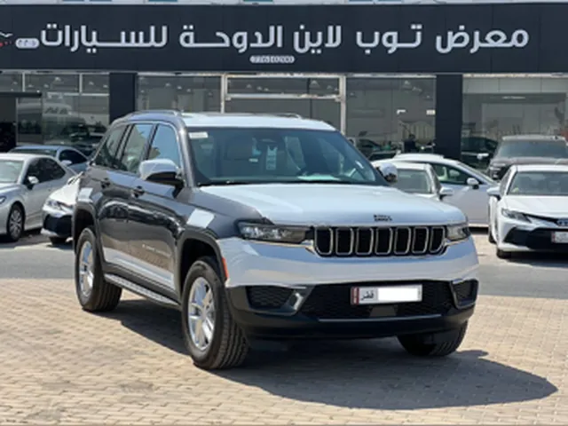 Photo of 2025 Jeep Grand Cherokee Laredo