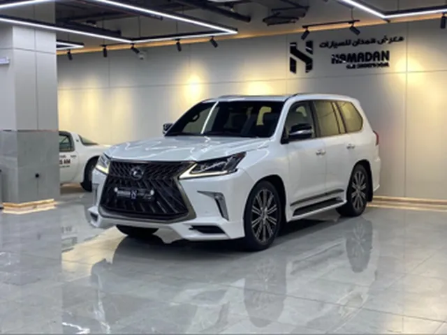 صورة 2016 لكزس LX 570 S