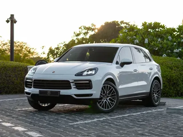 Photo of 2023 Porsche Cayenne