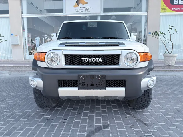 صورة 2021 تويوتا اف جي كروزر