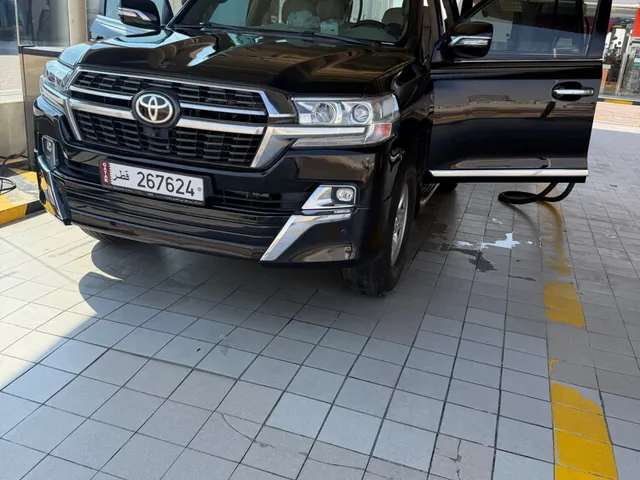 Photo of 2010 Toyota Land Cruiser VXR