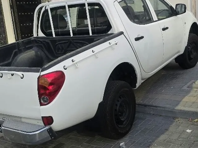 Photo of 2015 Mitsubishi L200