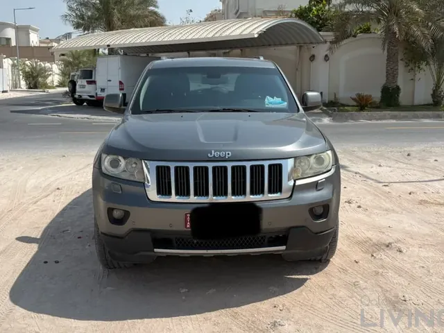 صورة 2012 جيب جراند شيروكي ليميتد