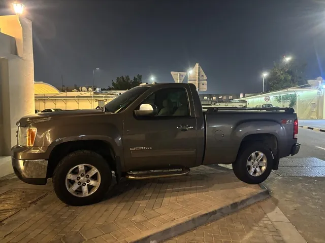 Photo of 2013 GMC Sierra 1500
