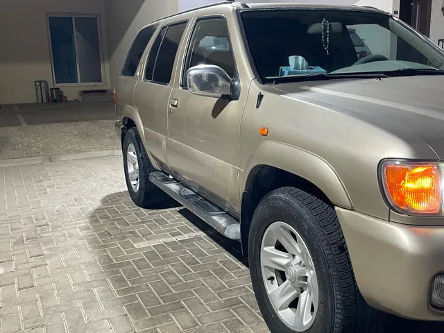Photo of 2005 Nissan Pathfinder