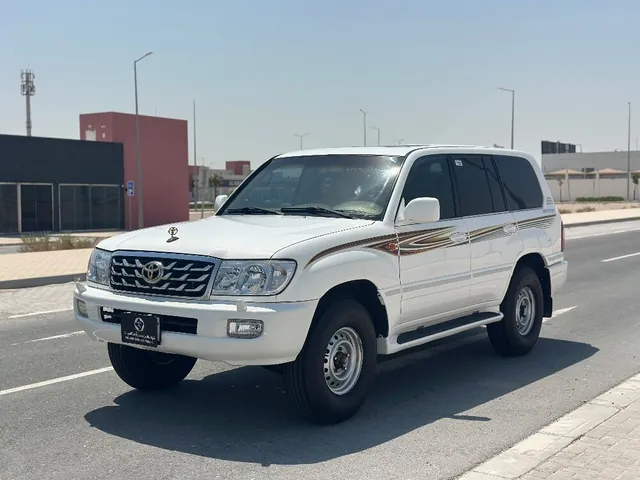 Photo of 2003 Toyota Land Cruiser GXR