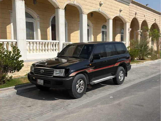 Photo of 2005 Toyota Land Cruiser GX