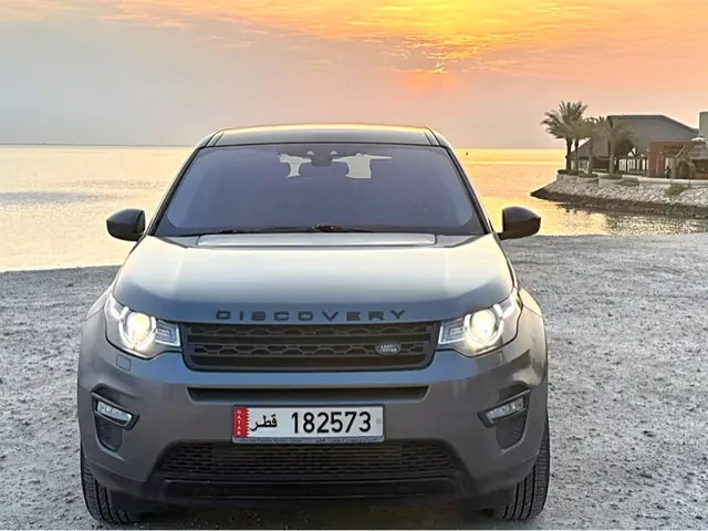 صورة 2015 لاند روفر ديسكفري سبورت HSE