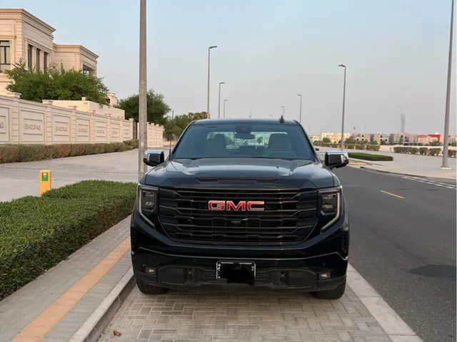 Photo of 2025 GMC Sierra 1500 AT4X