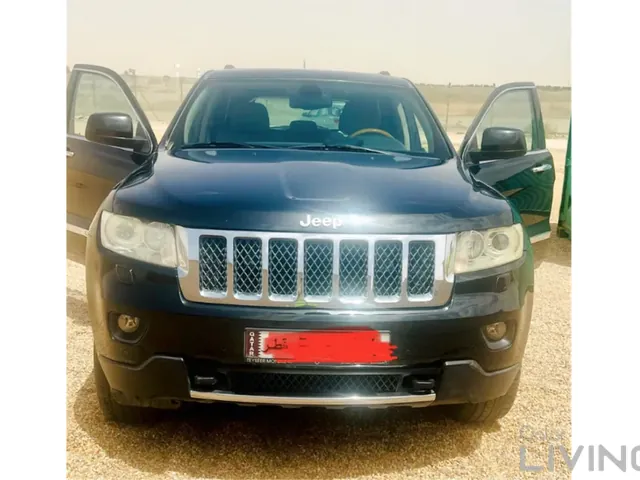 Photo of 2013 Jeep Grand Cherokee Overland