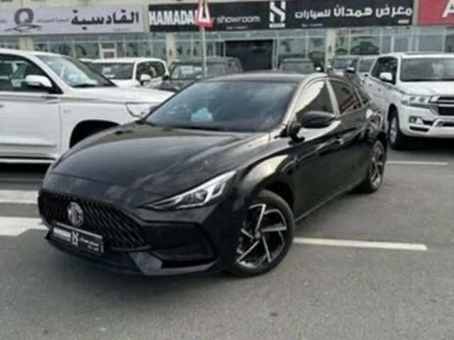 صورة 2023 إم جي GT