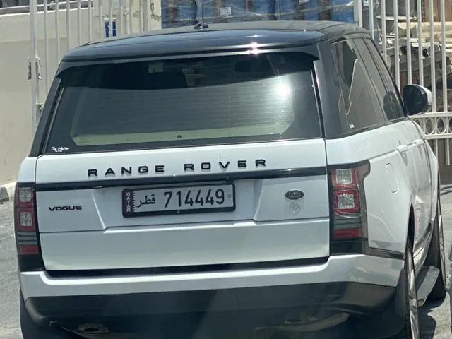 Photo of 2015 Range Rover Range Rover Vogue HSE