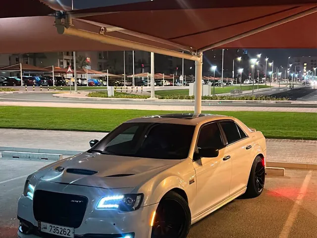 Photo of 2014 Chrysler 300 SRT8