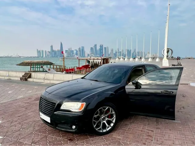 Photo of 2014 Chrysler 300 SRT8