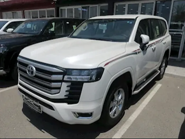Photo of 2024 Toyota Land Cruiser GXR