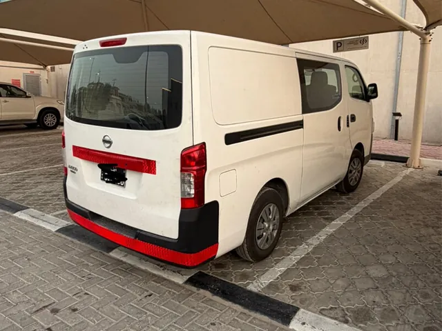 Photo of 2021 Nissan Urvan NV350