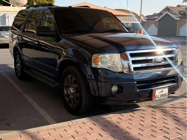 Photo of 2014 Ford Expedition XLT
