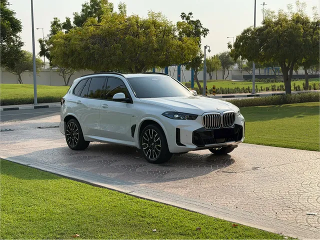 Photo of 2025 BMW X5