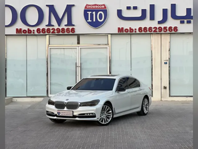 صورة 2016 بي إم دبليو الفئة السابعة 740Li