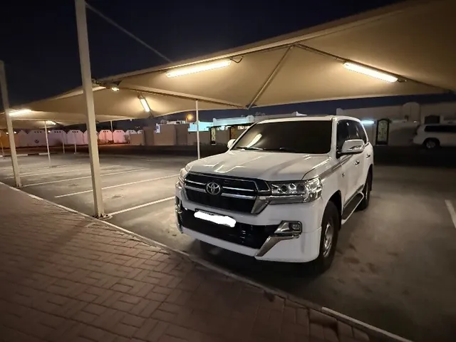 Photo of 2013 Toyota Land Cruiser GX
