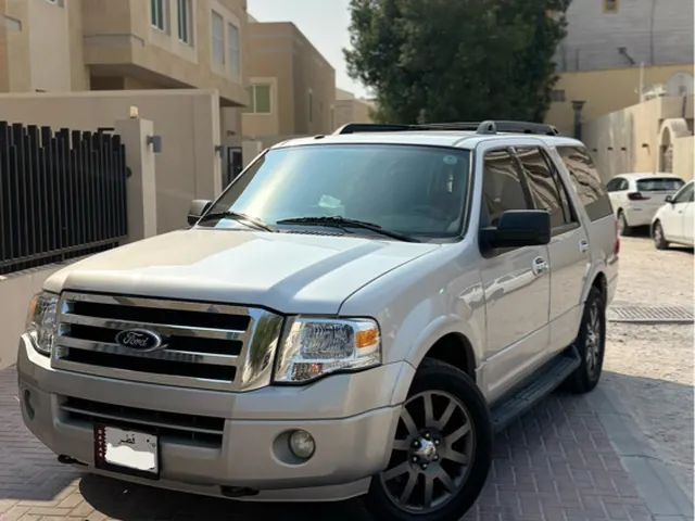 Photo of 2013 Ford Expedition XLT