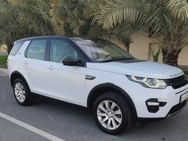Photo of 2015 Land Rover Discovery Sport HSE