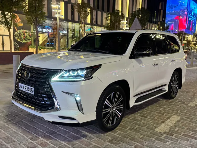 صورة 2017 لكزس LX 570 S