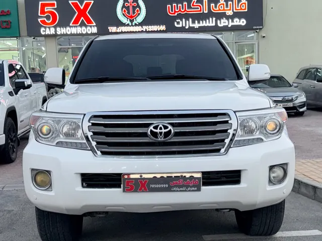 Photo of 2014 Toyota Land Cruiser GXR