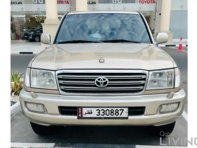 Photo of 2004 Toyota Land Cruiser GXR