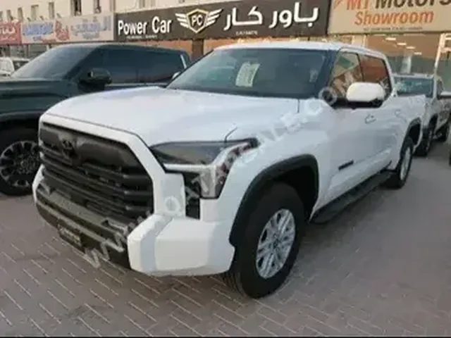 صورة 2023 تويوتا تندرا SR5