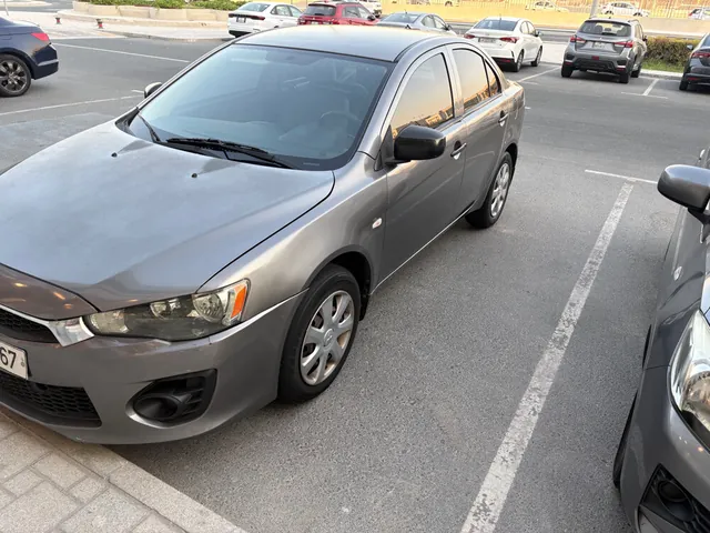 صورة 2017 ميتسوبيشي لانسر EX