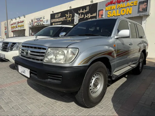 صورة 2006 تويوتا لاند كروزر GX