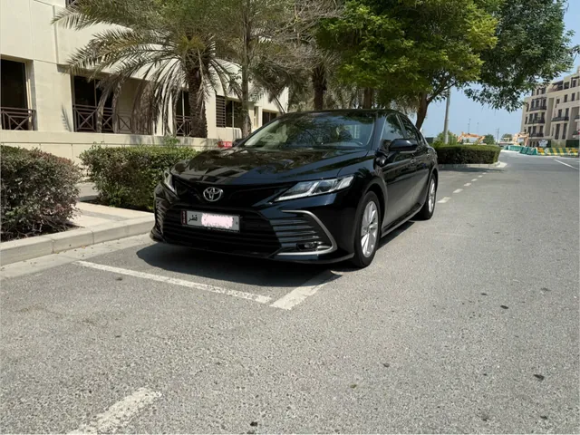 Photo of 2023 Toyota Camry GLE