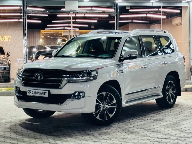 Photo of 2020 Toyota Land Cruiser GXR