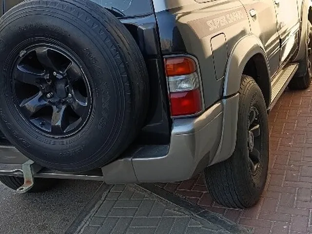 صورة 1998 نيسان باترول سوبر سفاري