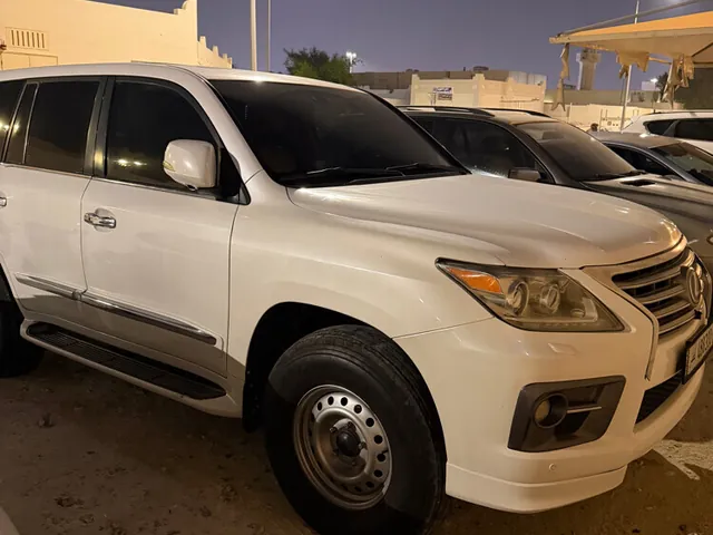 Photo of 2009 Lexus LX 570